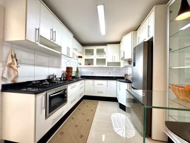 Apartamento para Venda em Criciúma/SC Centro 3 Quartos