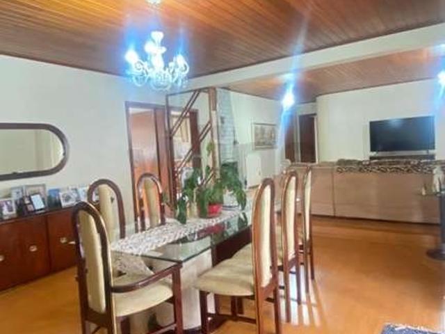 Apartamento para Venda em Criciúma/SC Centro 4 Quartos