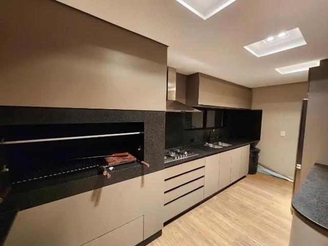 Apartamento para Venda em Criciúma/SC Centro 4 Quartos