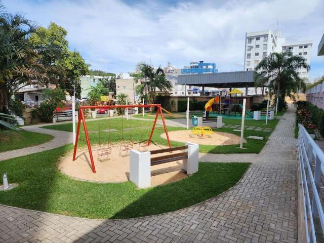 Apartamento para Venda em Criciúma/SC Centro 4 Quartos