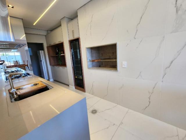 Apartamento para Venda em Criciúma/SC Michel 4 Quartos
