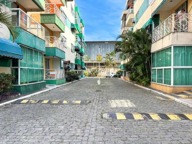 Apartamento para Venda em Duque de Caxias/RJ Chácaras Rio Petrópolis 2 Quartos