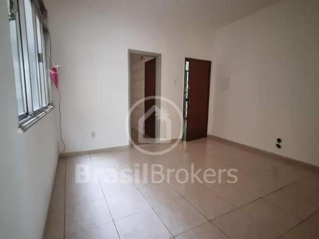 Apartamento para Venda em Duque de Caxias/RJ Jardim Vinte e Cinco de Agosto 2 Quartos