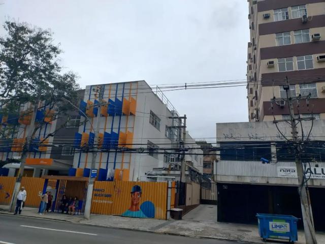 Apartamento para Venda em Duque de Caxias/RJ Parque Duque 3 Quartos