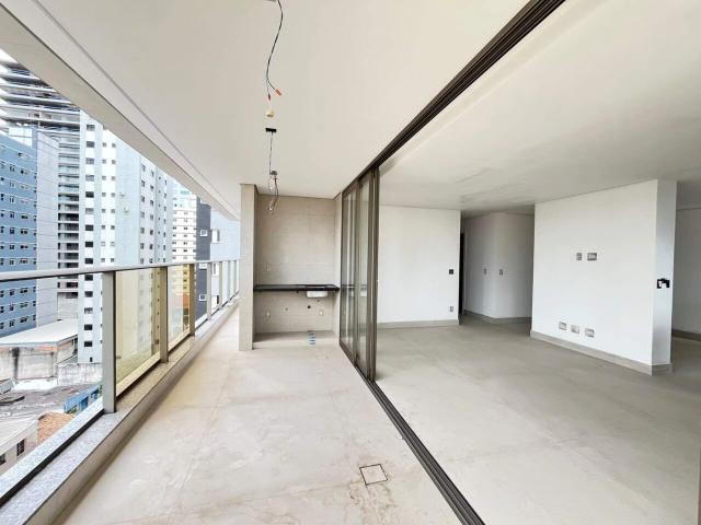 Apartamento para Venda em Divinópolis/MG Centro 3 Quartos
