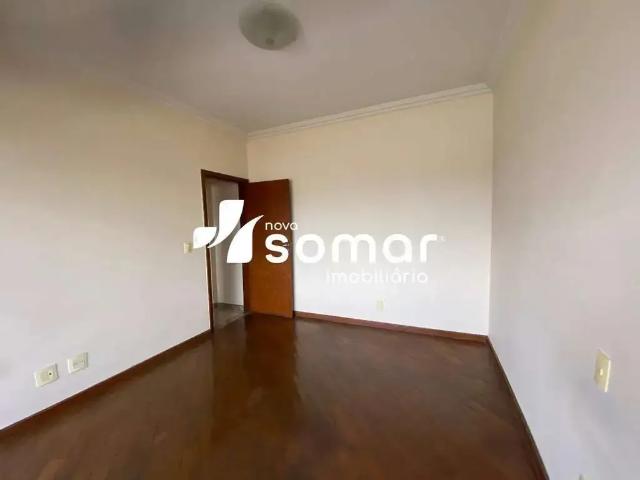 Apartamento para Venda em Divinópolis/MG Centro 3 Quartos