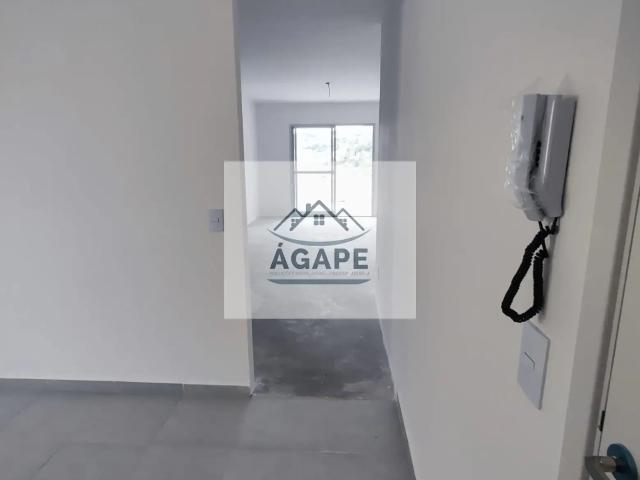 Apartamento para Venda em Embu das Artes/SP Jardim Santa Maria 4 Quartos