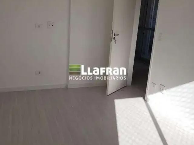 Apartamento para Venda em Embu das Artes/SP Parque Esplanada 2 Quartos