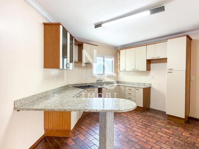 Apartamento para Venda em Flores da Cunha/RS Centro 3 Quartos