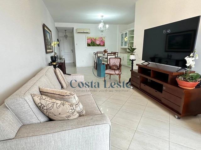 Apartamento para Venda em Florianópolis/SC Trindade 4 Quartos