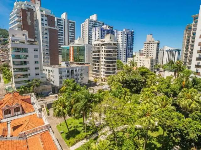Apartamento para Venda em Florianópolis/SC Agronômica 4 Quartos