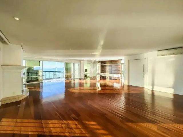Apartamento para Venda em Florianópolis/SC Agronômica 4 Quartos