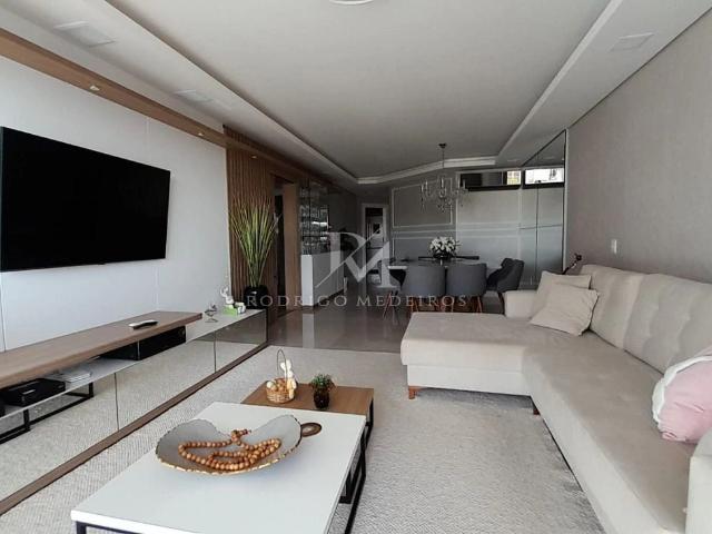 Apartamento para Venda em Florianópolis/SC Balneário 3 Quartos