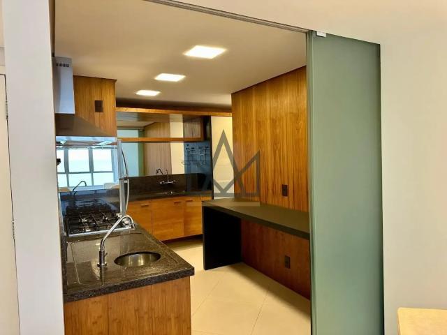 Apartamento para Venda em Florianópolis/SC Beira Mar 3 Quartos