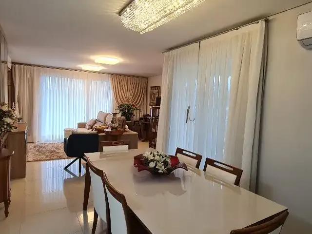 Apartamento para Venda em Florianópolis/SC Canto 3 Quartos