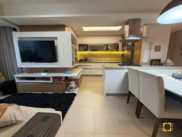 Apartamento para Venda em Florianópolis/SC Canto 3 Quartos