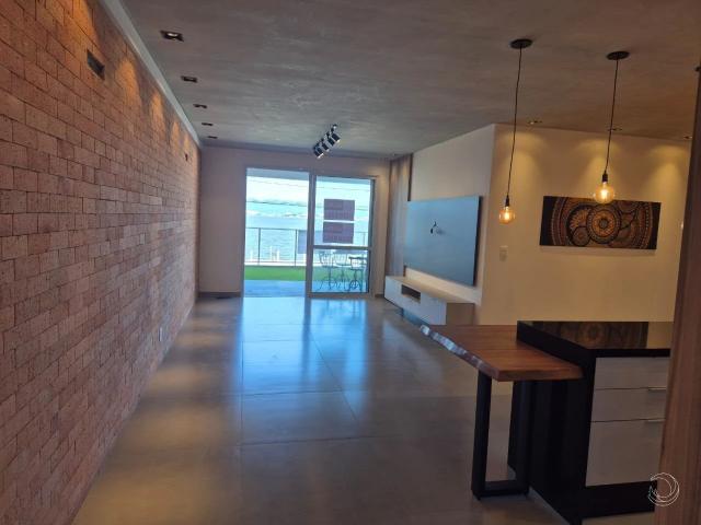 Apartamento para Venda em Florianópolis/SC Cacupé 3 Quartos