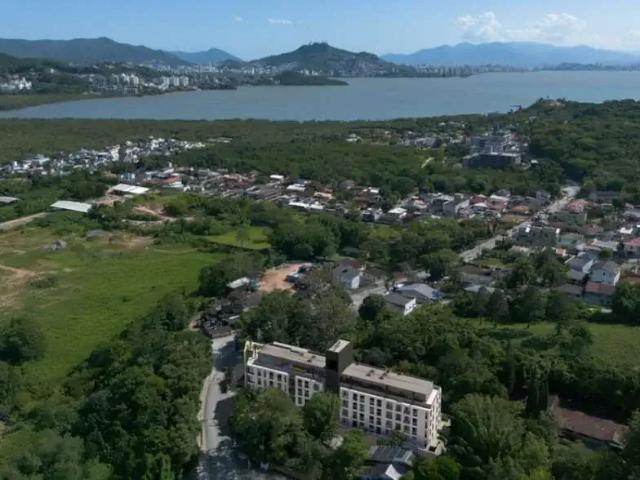 Apartamento para Venda em Florianópolis/SC Cacupé 3 Quartos