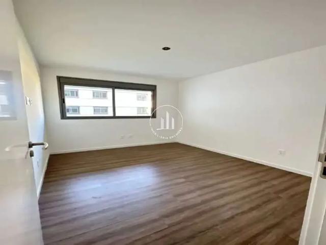 Apartamento para Venda em Florianópolis/SC Cacupé 3 Quartos