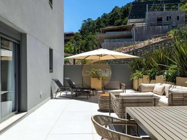 Apartamento para Venda em Florianópolis/SC Cacupé 3 Quartos