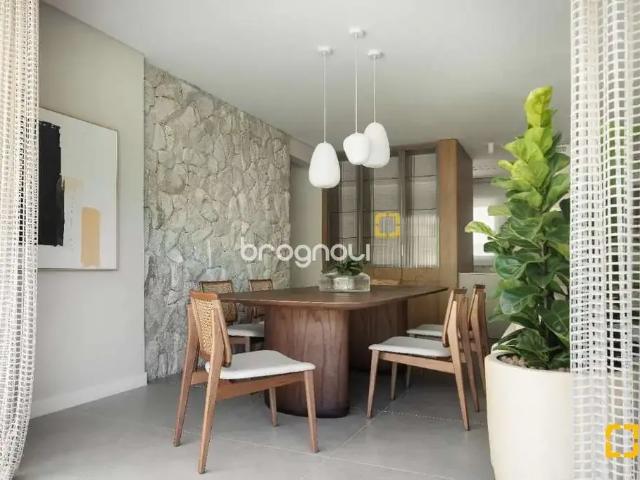 Apartamento para Venda em Florianópolis/SC Cacupé 3 Quartos
