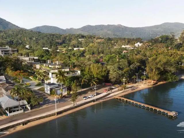 Apartamento para Venda em Florianópolis/SC Cacupé 4 Quartos