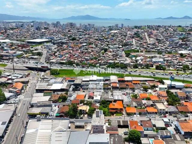 Apartamento para Venda em Florianópolis/SC Capoeiras 3 Quartos