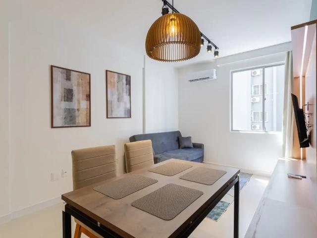 Apartamento para Venda em Florianópolis/SC Centro 2 Quartos
