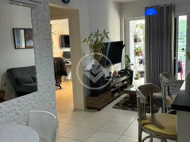 Apartamento para Venda em Florianópolis/SC Centro 2 Quartos