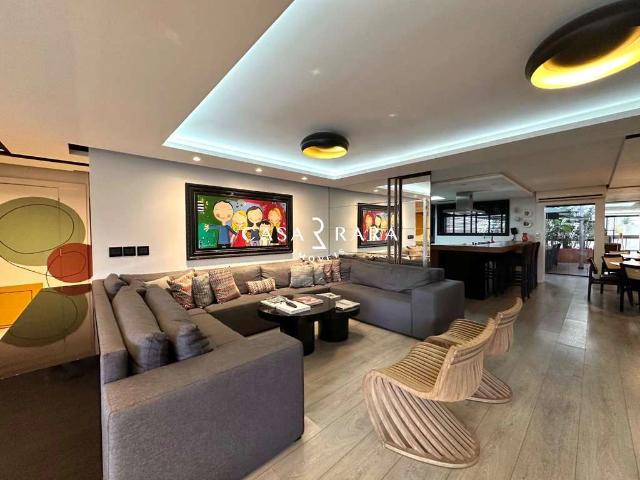 Apartamento para Venda em Florianópolis/SC Centro 4 Quartos