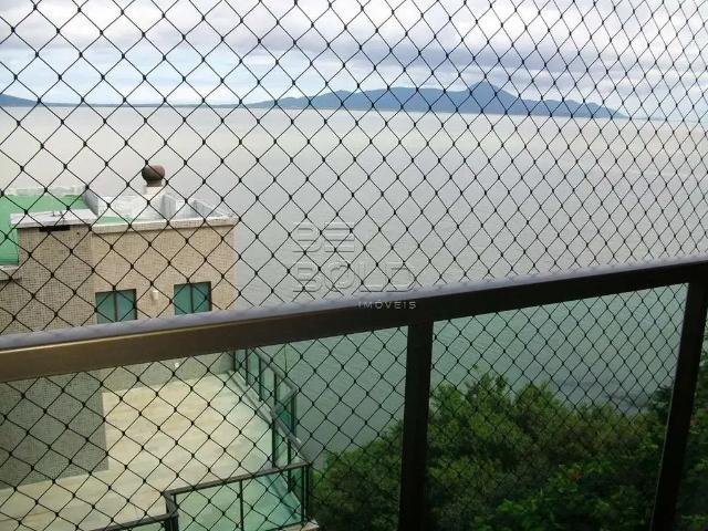 Apartamento para Venda em Florianópolis/SC Coqueiros 3 Quartos