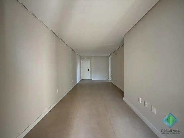 Apartamento para Venda em Florianópolis/SC Coqueiros 3 Quartos