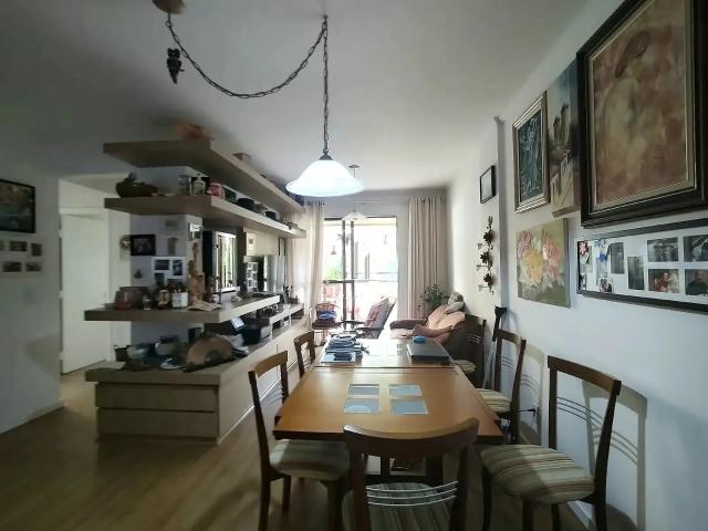 Apartamento para Venda em Florianópolis/SC Coqueiros 2 Quartos