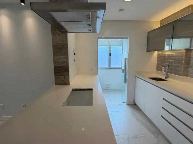 Apartamento para Venda em Florianópolis/SC Coqueiros 2 Quartos