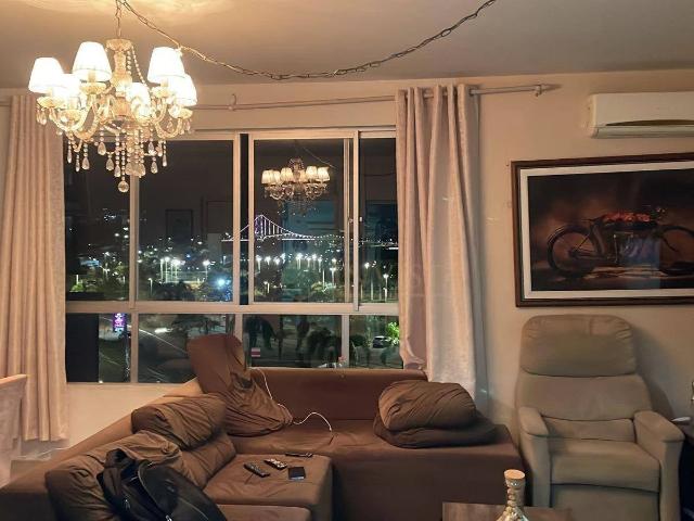 Apartamento para Venda em Florianópolis/SC Coqueiros 4 Quartos