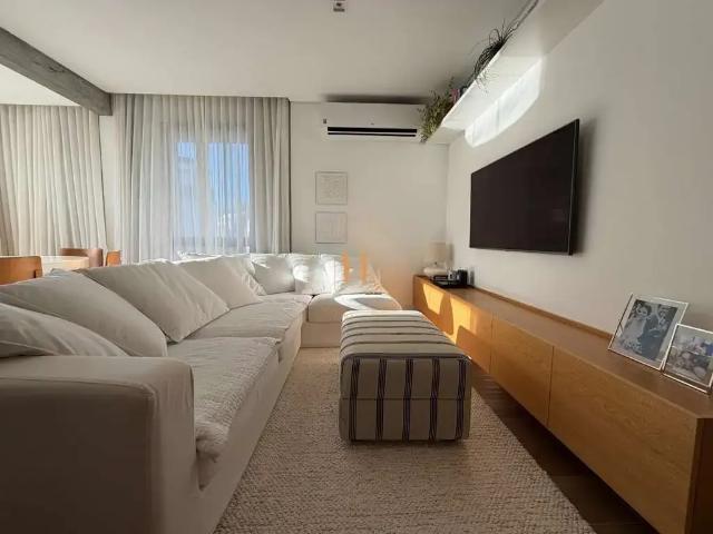 Apartamento para Venda em Florianópolis/SC Córrego Grande 3 Quartos