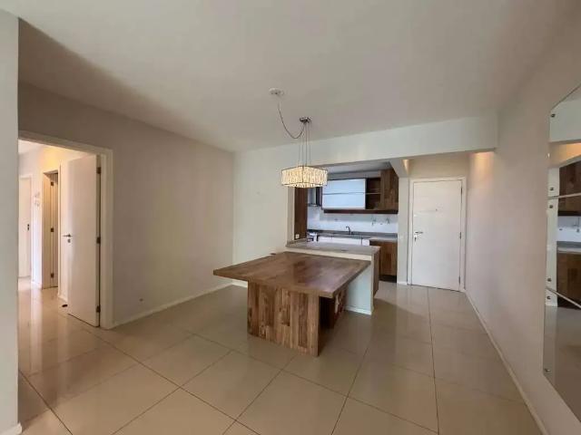 Apartamento para Venda em Florianópolis/SC Itacorubi 4 Quartos