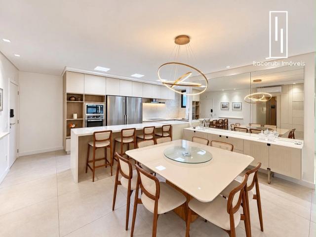 Apartamento para Venda em Florianópolis/SC Itacorubi 5 Quartos