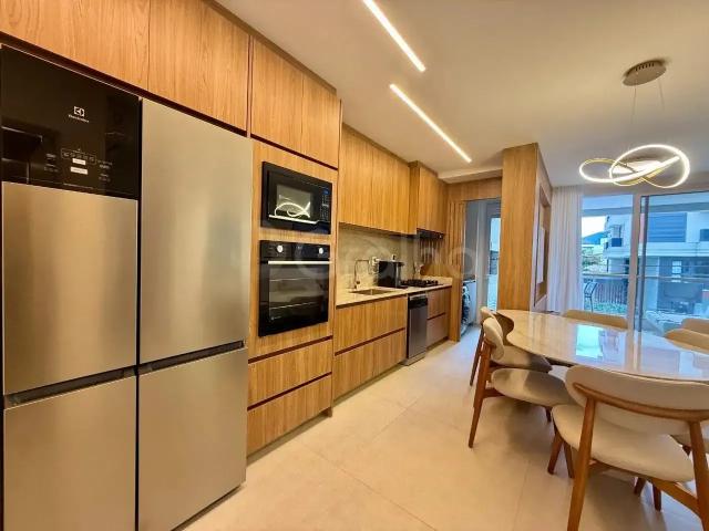 Apartamento para Venda em Florianópolis/SC Jurerê 3 Quartos