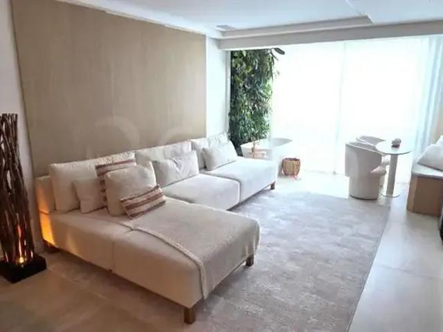 Apartamento para Venda em Florianópolis/SC Jurerê 3 Quartos
