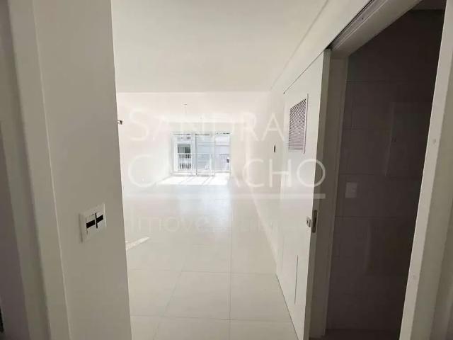 Apartamento para Venda em Florianópolis/SC Jurerê 3 Quartos