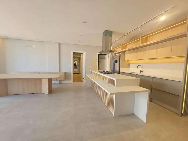 Apartamento para Venda em Florianópolis/SC Jurerê 3 Quartos