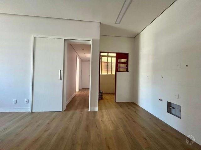 Apartamento para Venda em Florianópolis/SC Praia Brava 2 Quartos