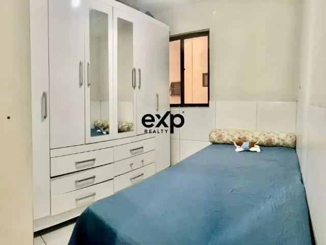 Apartamento para Venda em Fortaleza/CE Maraponga 3 Quartos