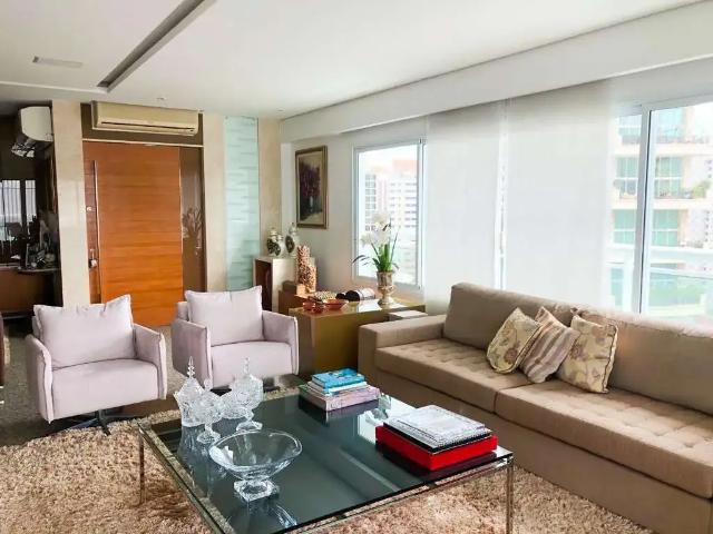 Apartamento para Venda em Fortaleza/CE Meireles 4 Quartos