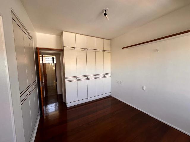 Apartamento para Venda em Fortaleza/CE Meireles 4 Quartos