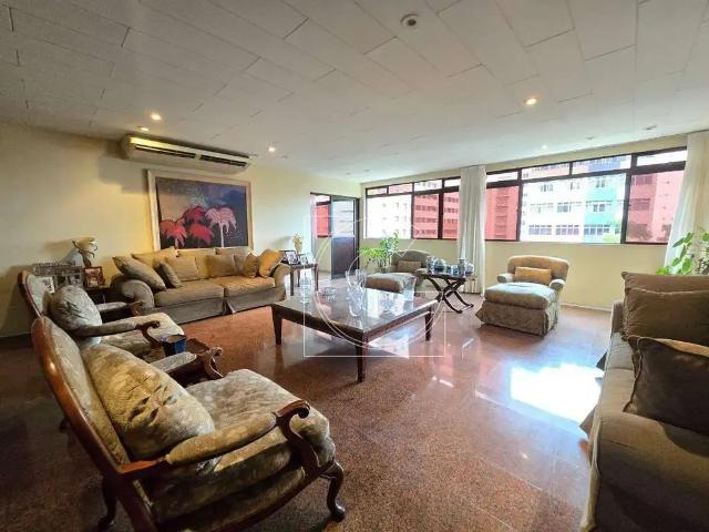 Apartamento para Venda em Fortaleza/CE Meireles 4 Quartos