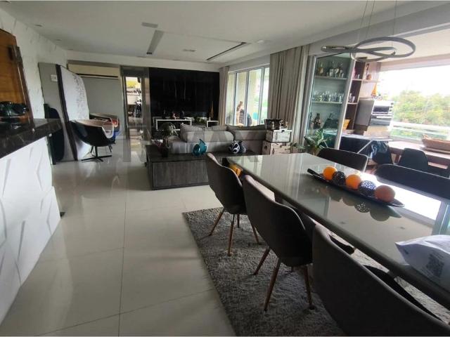 Apartamento para Venda em Fortaleza/CE Meireles 5 Quartos