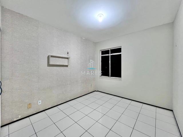 Apartamento para Venda em Fortaleza/CE Montese 2 Quartos