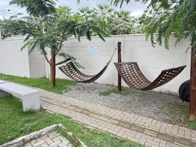 Apartamento para Venda em Fortaleza/CE Barroso 2 Quartos